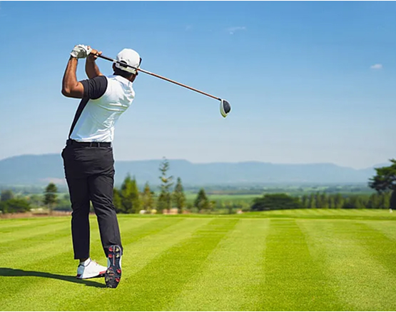 Golf course access for CitySide Apartments residents near Sarasota